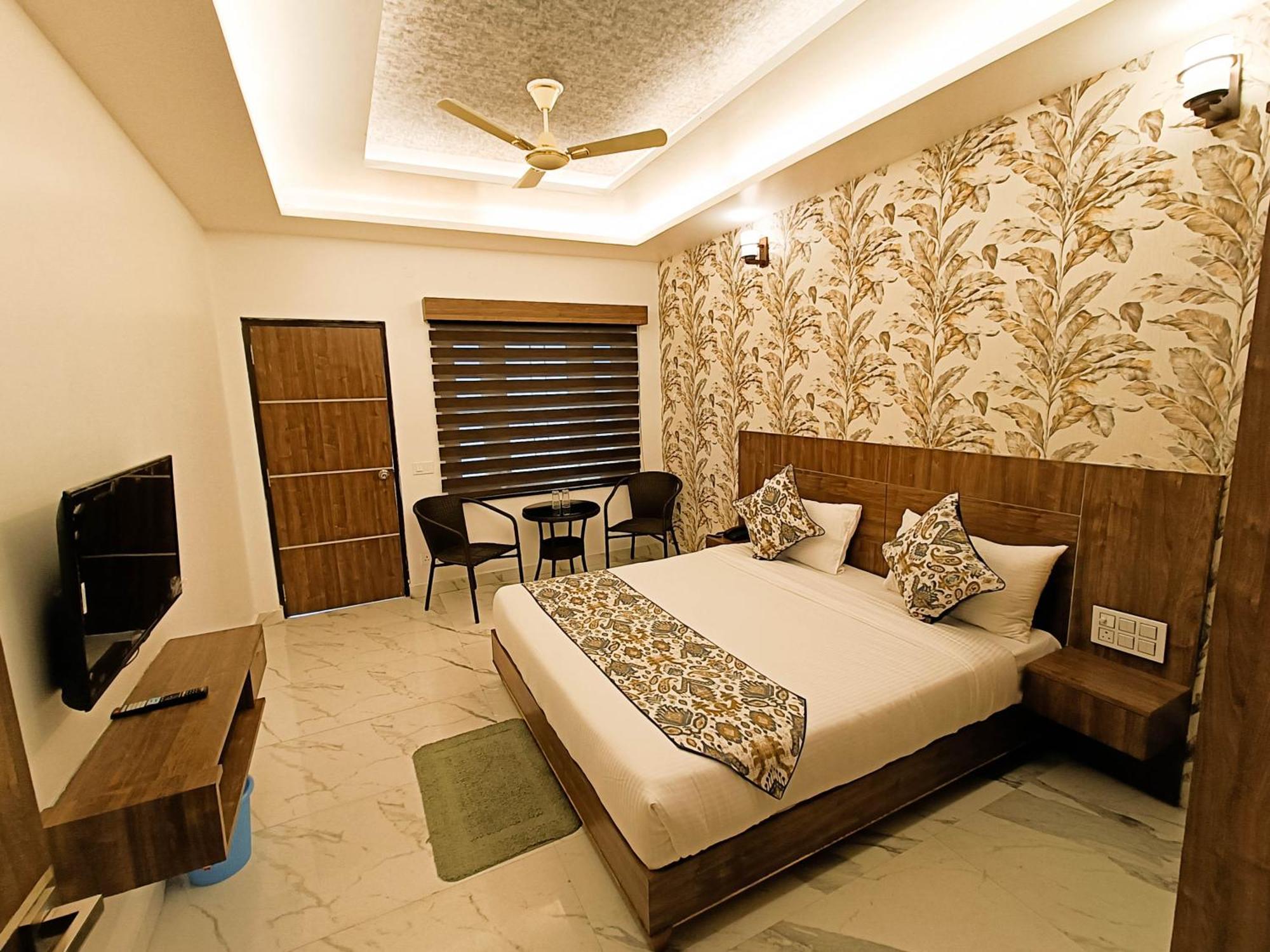 Hotel Cloud Inn, Nainital Ramgarh  Экстерьер фото